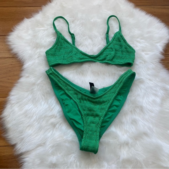 Triangl Swimwear Vibrant Green Bikini - Picture 1 of 3
